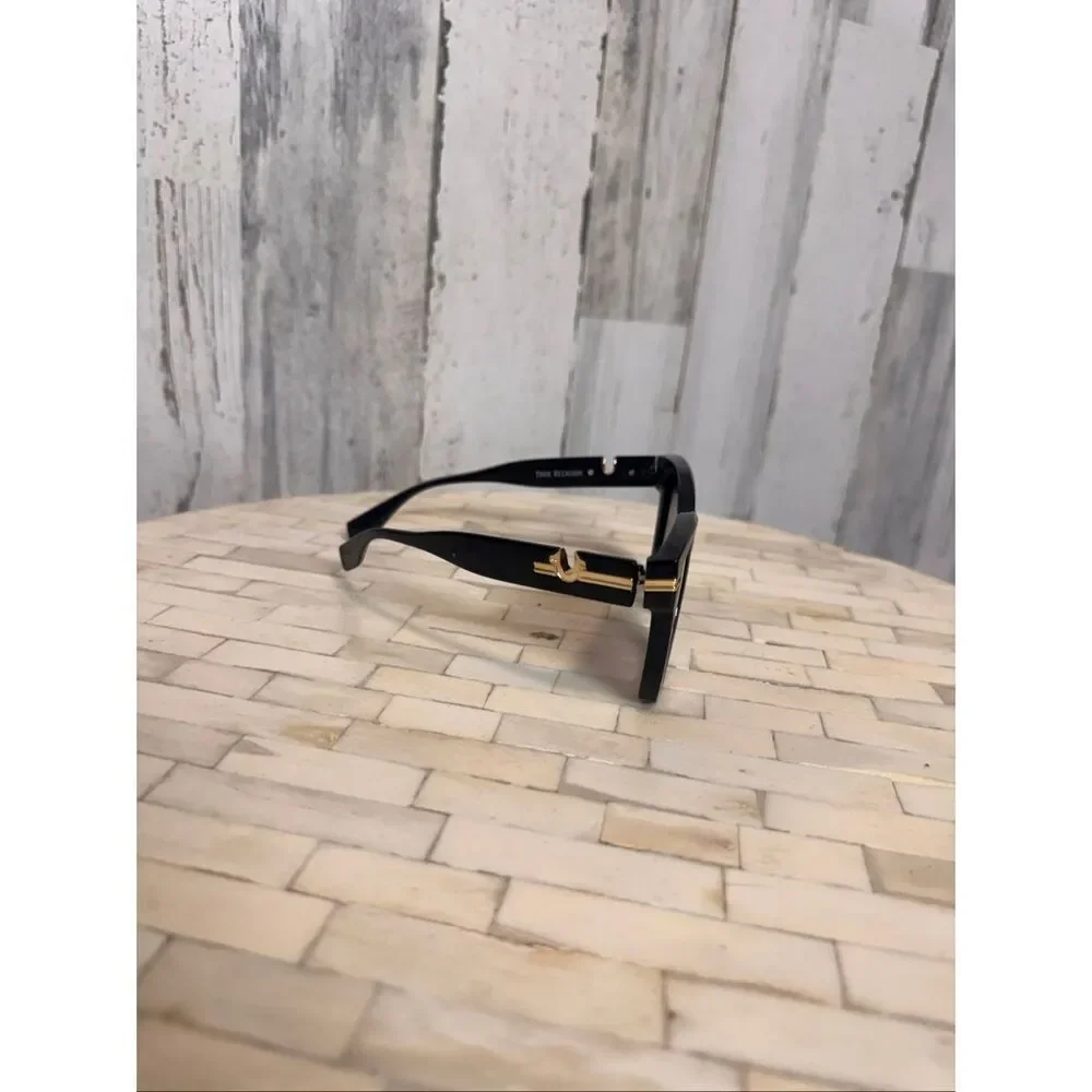 True Religion Black Oversized Square Sunglasses Gold Horseshoe Logo TR57040